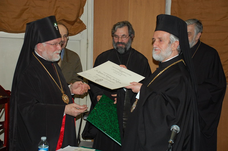 Le métropolite de pergame jean (zizioulas) docteur honoris causa de l’institut saint-serge