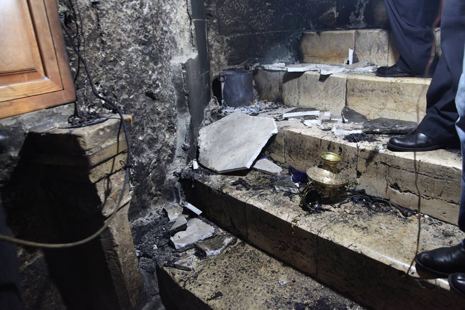 Un incendie est survenu à la grotte de la Nativité à Bethléem