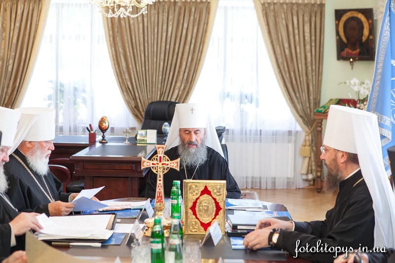 Lettre du Saint-Synode de l’Église orthodoxe d’Ukraine au président Petro Porochenko