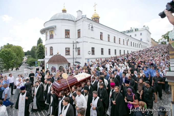 La liturgie funèbre et les funérailles du métropolite de Kiev Vladimir ont eu lieu le 7 juillet