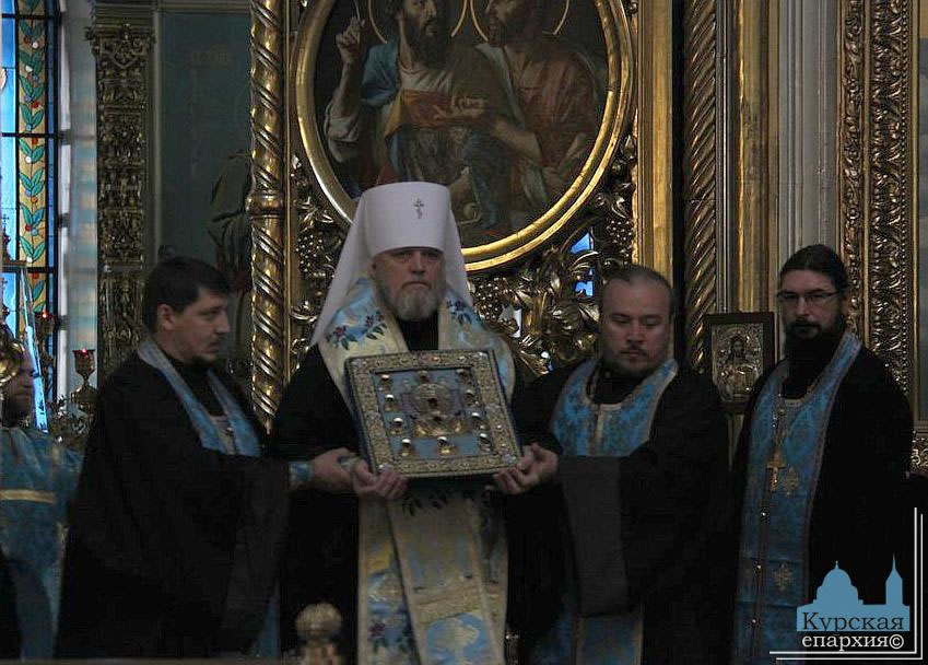 L’icône miraculeuse de Notre-Dame de Koursk a visité les cinq hôpitaux de la ville
