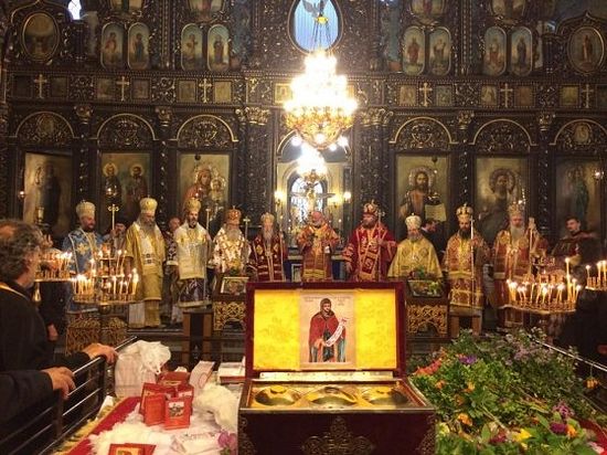 En Bulgarie, des milliers de fidèles ont vénéré les reliques du saint néomartyr Ignace venues du Mont Athos