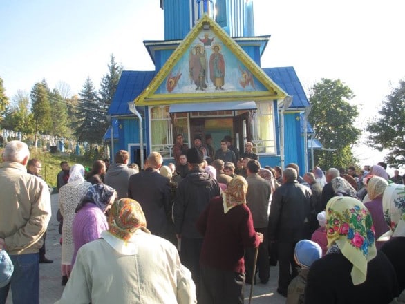 Le mouvement ultranationaliste « Pravy Sektor » s’est emparé d’une église orthodoxe ukrainienne dans la région de Ternopol