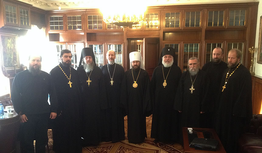 Rencontre de travail au sujet de la canonisation des saints par le Patriarcat de Moscou et l’Église russe hors-frontières