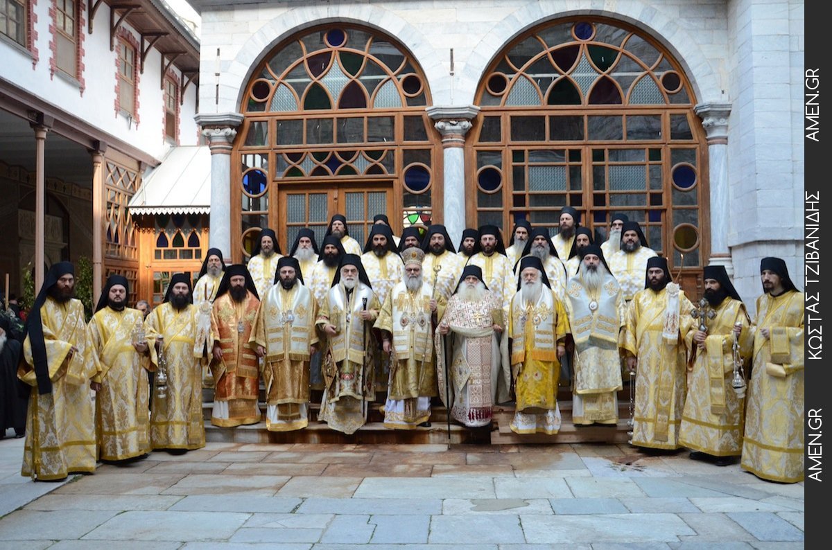 Liturgie solennelle au monastère Saint-Paul, sur le Mont Athos, présidée par le patriarche d’Antioche Jean X