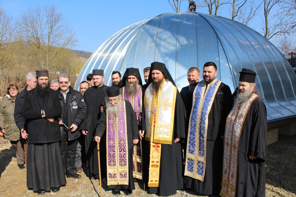 Bénédiction de la coupole d’un nouveau monastère orthodoxe en Allemagne