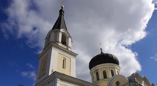 Le département légal du Patriarcat de Moscou confirme que le diocèse de Simferopol (Crimée) continue à faire partie de l’Église orthodoxe d’Ukraine