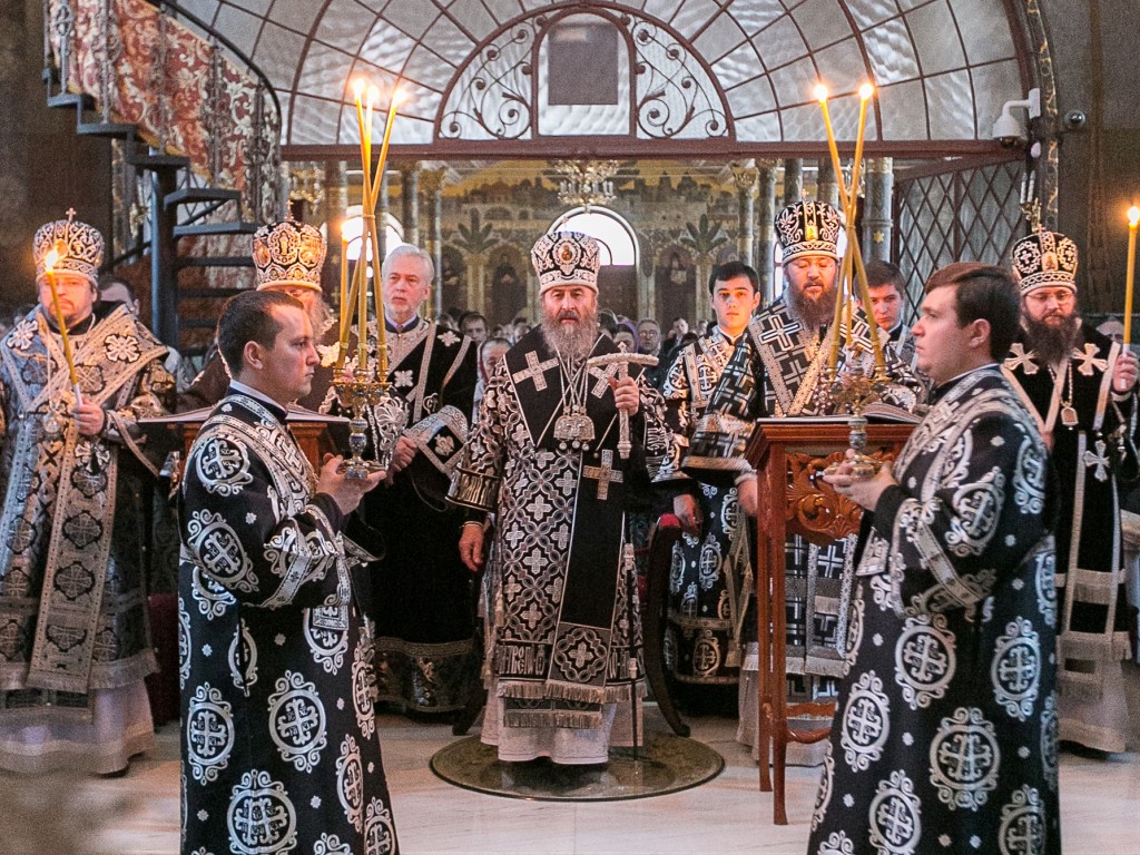 Lecture du Grand Canon de saint André de Crète à la laure des Grottes de Kiev
