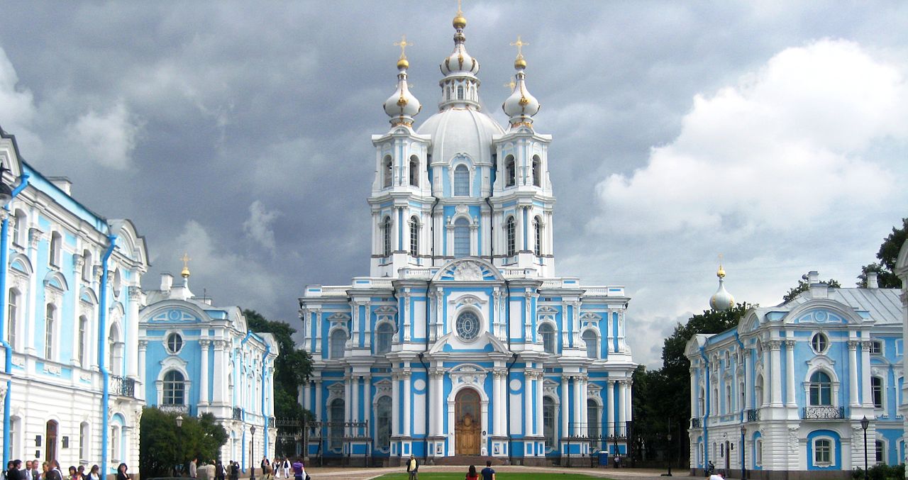 La cathédrale Smolny de Saint-Pétersbourg est restituée à l’Église