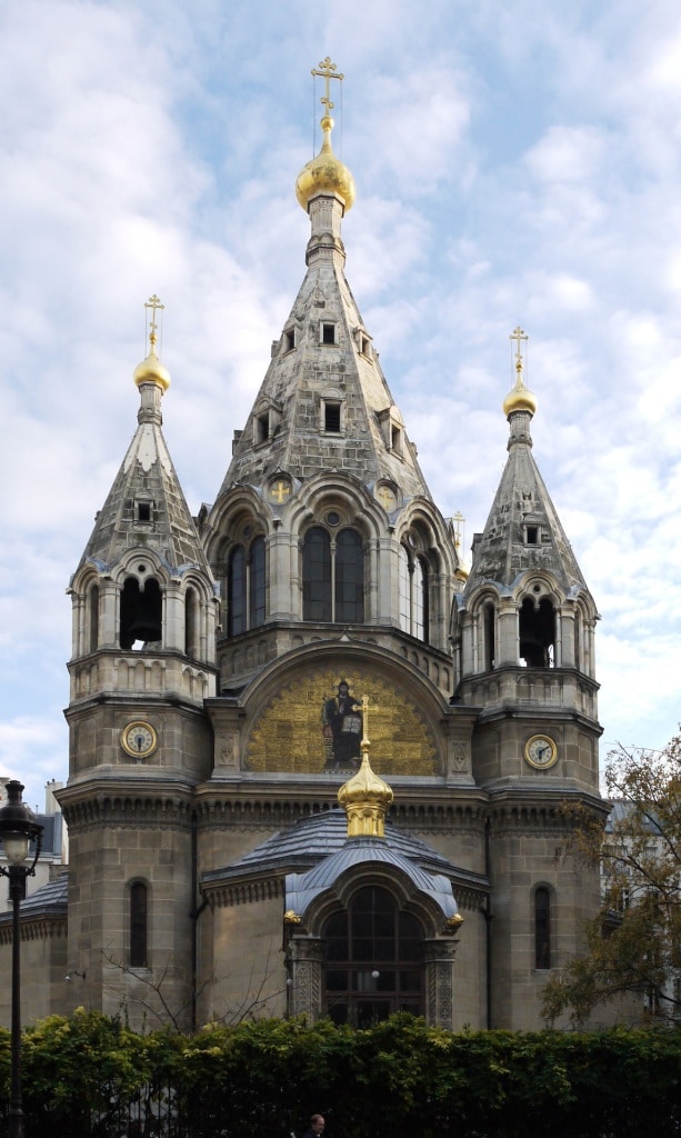 Des travaux de restauration à la cathédrale Saint-Alexandre de la Néva à Paris