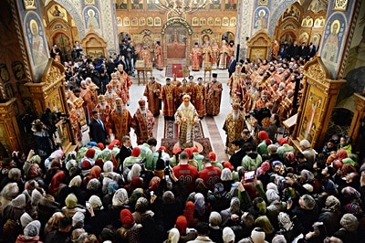 Le patriarche de Moscou Cyrille a célébré la liturgie au Polygone de Boutovo