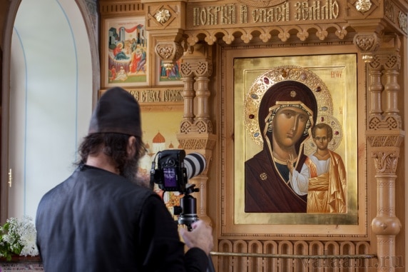 Au monastère de Valaam, une icône de la Mère de Dieu a Kazan a exsudé du myron
