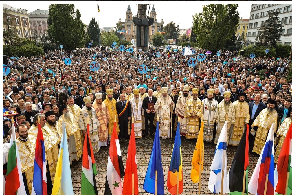 À l’occasion de la rencontre de la jeunesse orthodoxe européenne, le patriarche de Roumanie Daniel a célébré la liturgie à Cluj-Napoca