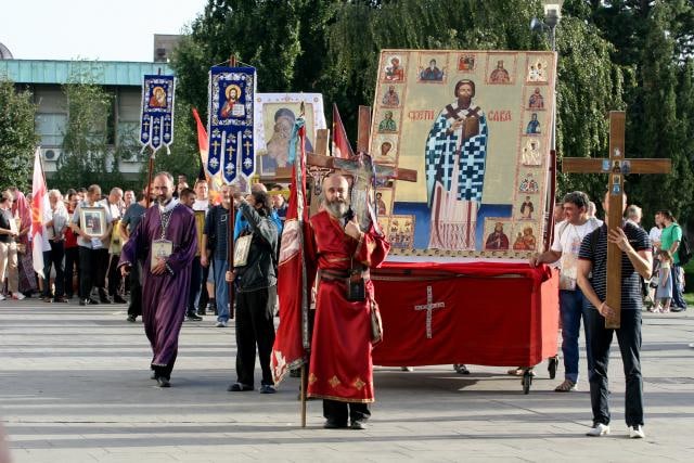 Office d’intercession et procession à Belgrade pour le soutien à la famille