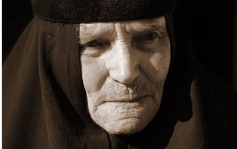 Mère Fébronie, higoumène du monastère de Peć, au Kosovo, est décédée le 19 novembre