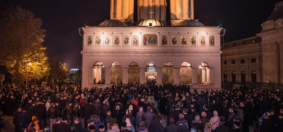 Prière pour la paix et l’unité en la cathédrale de Bucarest