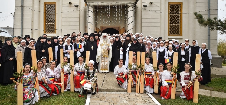 Fête patronale du séminaire théologique orthodoxe Sainte-Philothée à Pasărea, près de Bucarest
