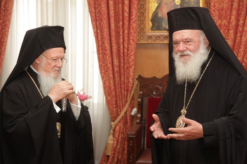 Des pressions seraient exercées sur l’archevêque d’Athènes Jérôme pour participer à la réunion des primats des Églises orthodoxes