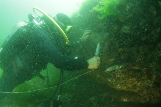 En Turquie, les archéologues explorent une île sous-marine où se trouvent les ruines d’un monastère construit par St Photius le Grand, patriarche de Constantinople