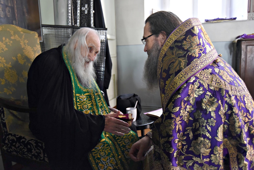 L’higoumène centenaire du monastère athonite de Saint-Pantéléimon a évoqué les conditions spirituelles pour établir la paix en Ukraine
