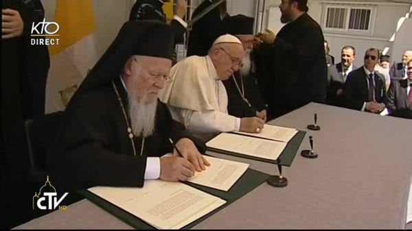 Déclaration conjointe du pape  François, du patriarche Bartholomée et de l’archevêque Jérôme sur l’île de Lesbos aujourd’hui
