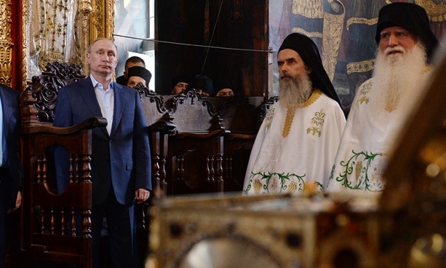 Le président russe Vladimir Poutine au monastère Saint-Pantéléimon du Mont Athos