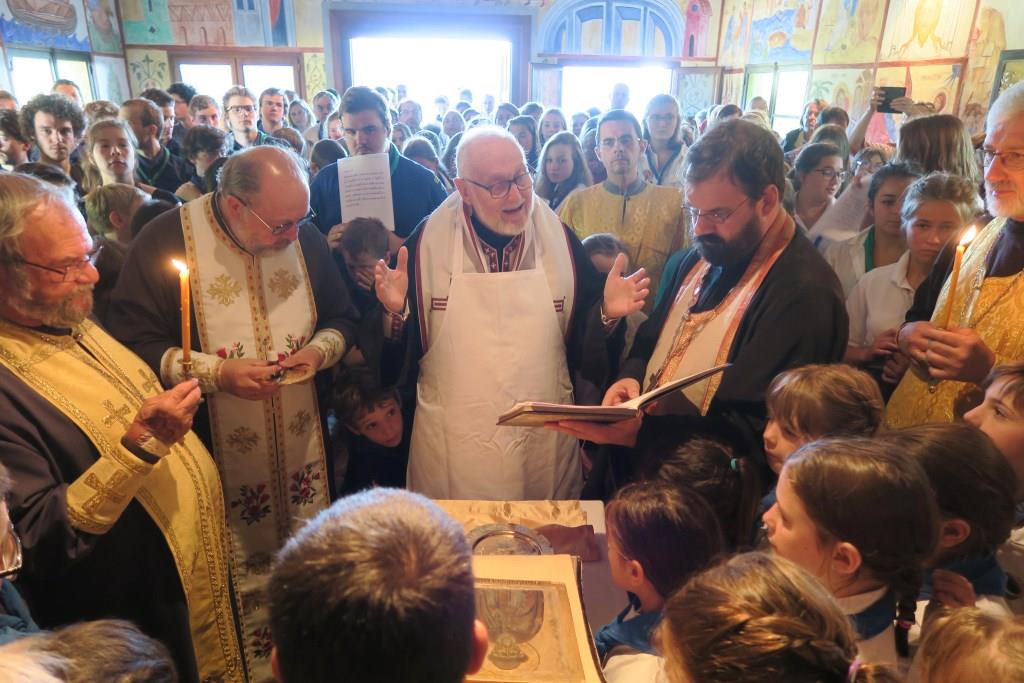 L’archevêque Jean a présidé la dédicace de l’église du camp de la Servagère (Acer-Mjo)