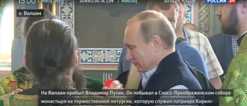 Le président Poutine a communié au monastère de Valaam