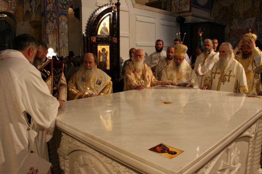 Le patriarche de Jérusalem Théophile III a présidé la consécration de la cathédrale Saint-Jean-Vladimir à Bar (Monténégro)