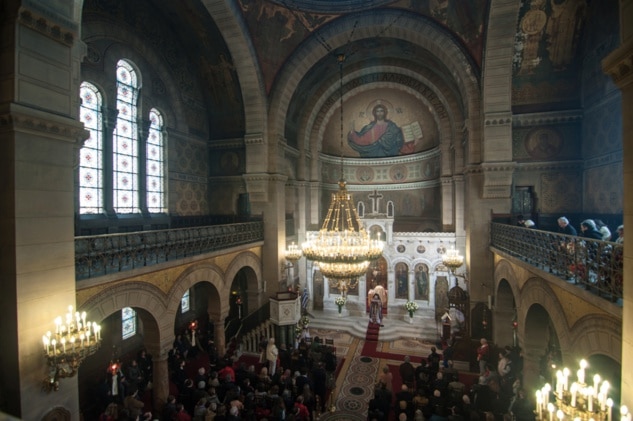 Reprise des divines liturgies mensuelles en français à la cathédrale Saint- Stéphane à Paris