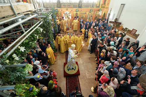 Le patriarche de Moscou Cyrille a célébré les vigiles en l’église de la Dormition à Londres (Église orthodoxe russe hors-frontières)