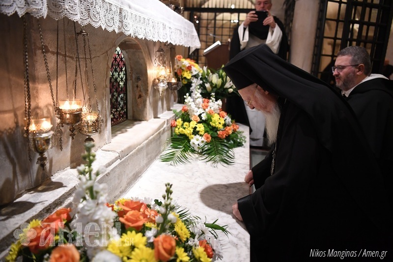 Le patriarche œcuménique a vénéré le tombeau de saint Nicolas à Bari