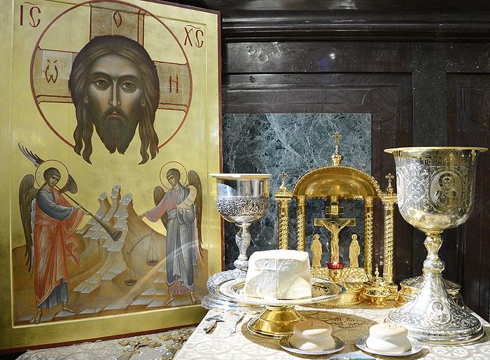 Les fidèles de l’Église orthodoxe russe commencent la nouvelle année par la divine liturgie