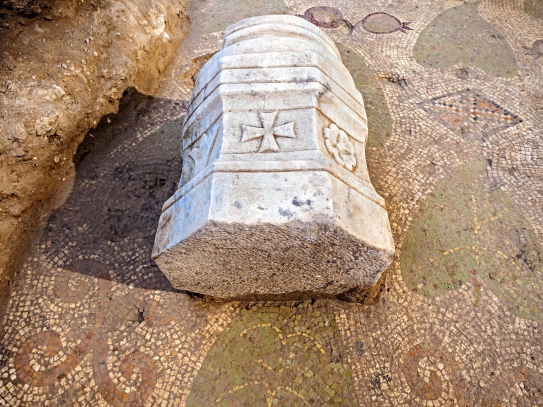 Une grande église du IVe siècle découverte dans la ville israélienne de Beit Shemesh