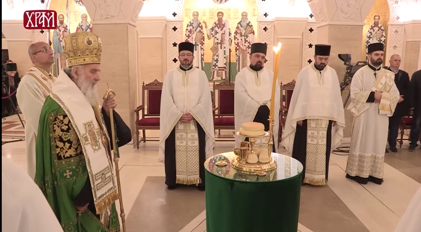Le patriarche de Serbie Irénée a célébré les vigiles de la Nativité à Belgrade