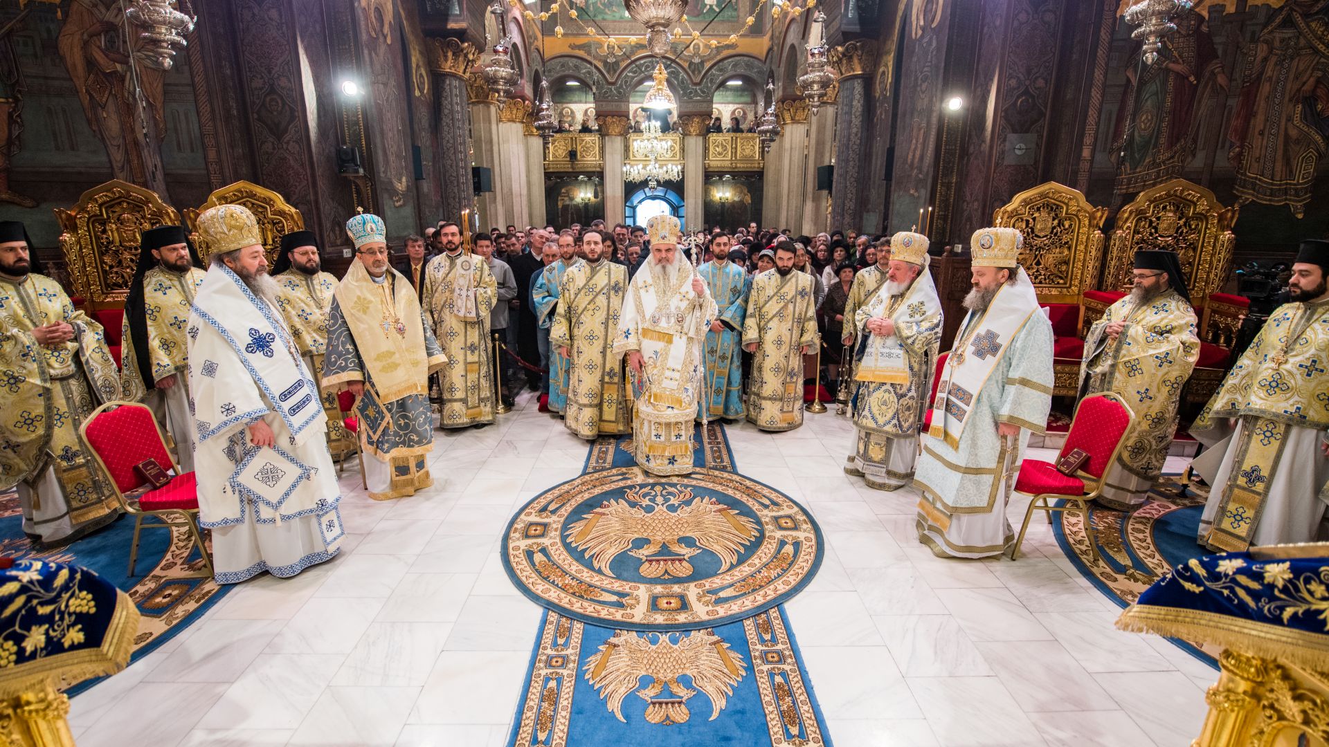 Liturgie de la Théophanie en la cathédrale patriarcale de Bucarest