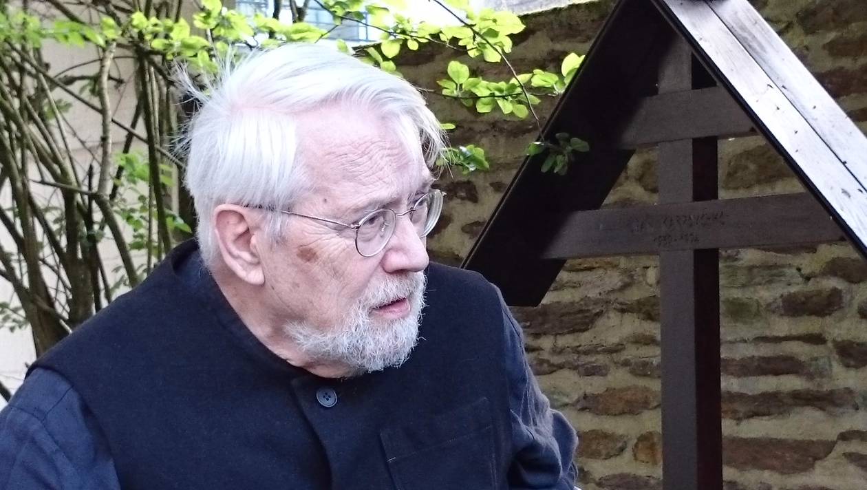 Ouest-France : “Rennes. Le décès du père Jean Roberti, fondateur de la paroisse orthodoxe”