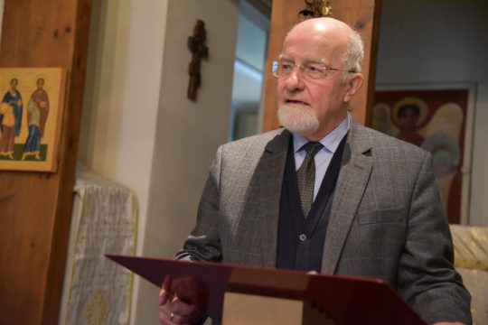 « Je ne crois pas que je serais devenu orthodoxe si je n’avais pas rencontré le père Sophrony », entretien avec Jean-Claude Polet