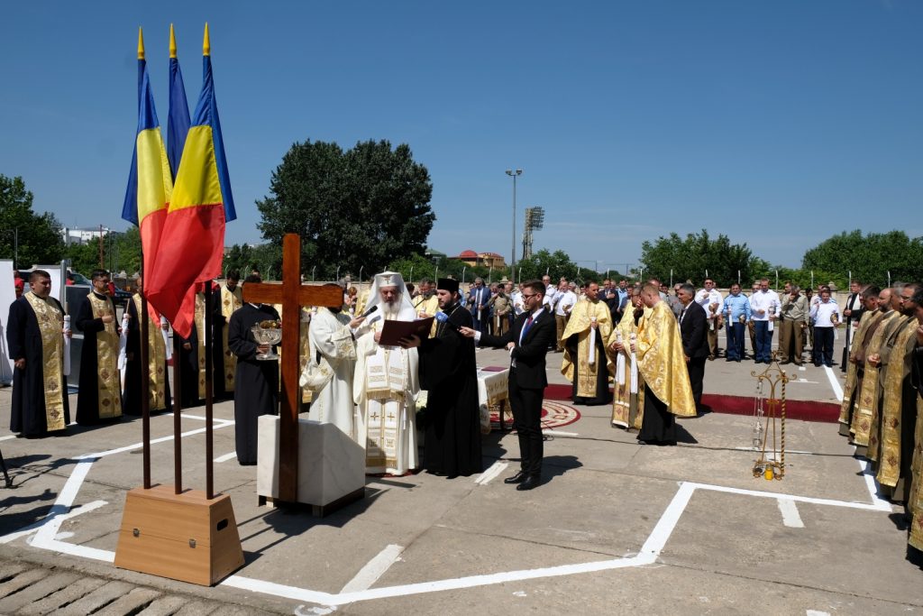 Le patriarche Daniel a posé la première pierre de l’église qui sera située dans l’enceinte du ministère roumain de la Défense