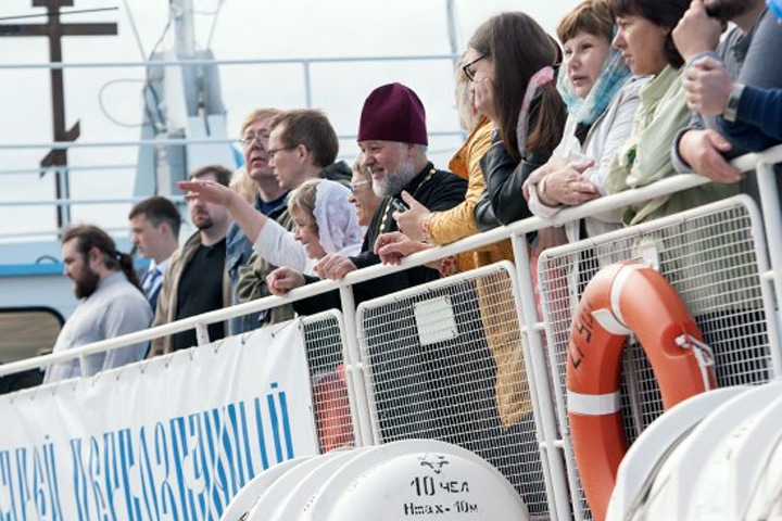 Un navire missionnaire avec à son bord 30 prêtres orthodoxes rendra visite à 47 localités éloignées de sibérie
