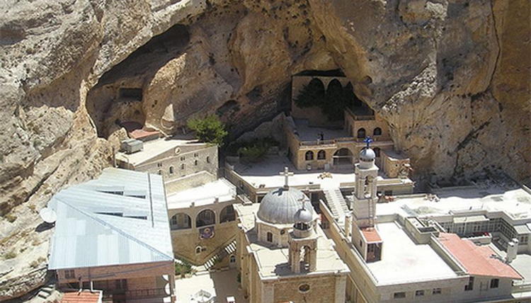 Le monastère orthodoxe Sainte-Thècle à Maaloula (Syrie) a rouvert ses portes
