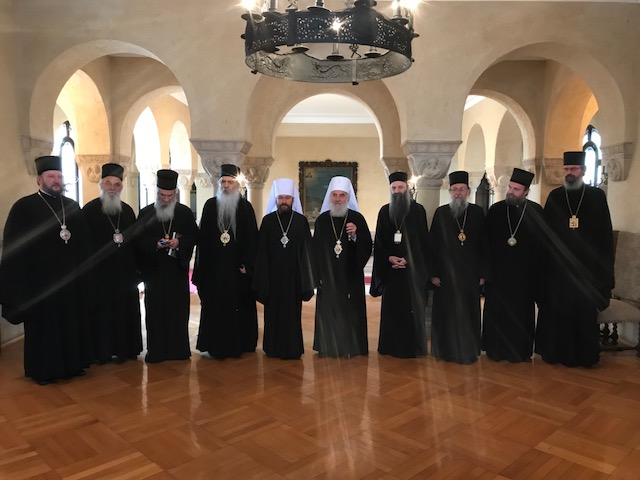 Le métropolite Hilarion a rencontré le primat et les membres du Saint-Synode de l’Eglsie orthodoxe serbe