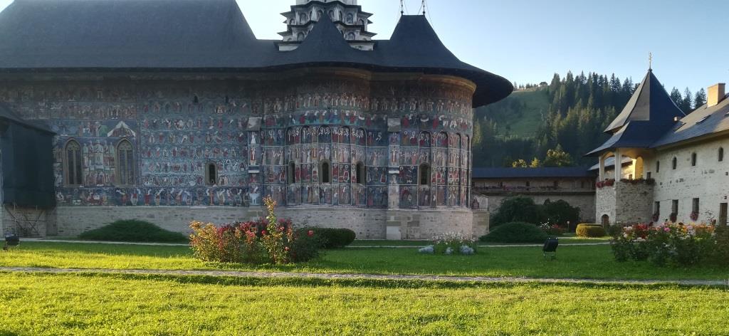 « Roumanie, la beauté sacrée des monastères peints »