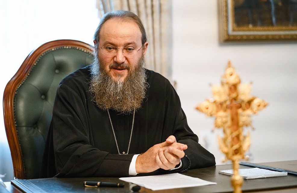 Le métropolite Antoine, chancelier de l’Église orthodoxe d’Ukraine, précise que la communion de prière n’est pas interrompue avec le Mont Athos