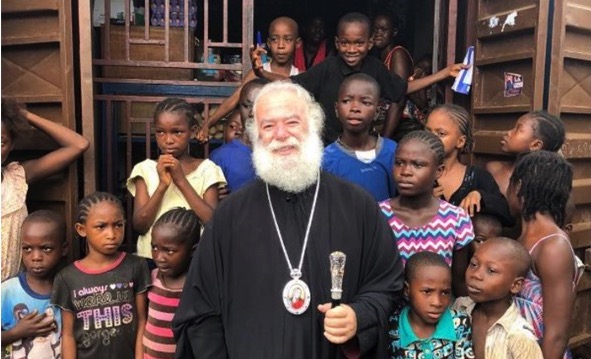 Le pape et patriarche d’alexandrie théodore ii a posé la première pierre d’une école primaire à freetown (sierra leone)