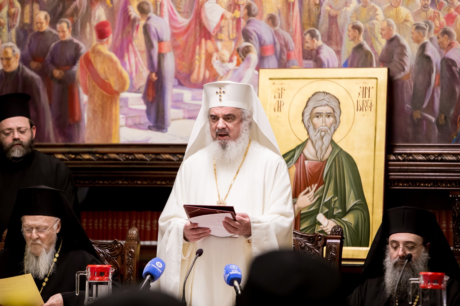 Allocution du patriarche de roumanie daniel adressée au patriarche œcuménique bartholomée à l’occasion de la session solennelle du saint-synode de l’Église orthodoxe roumaine