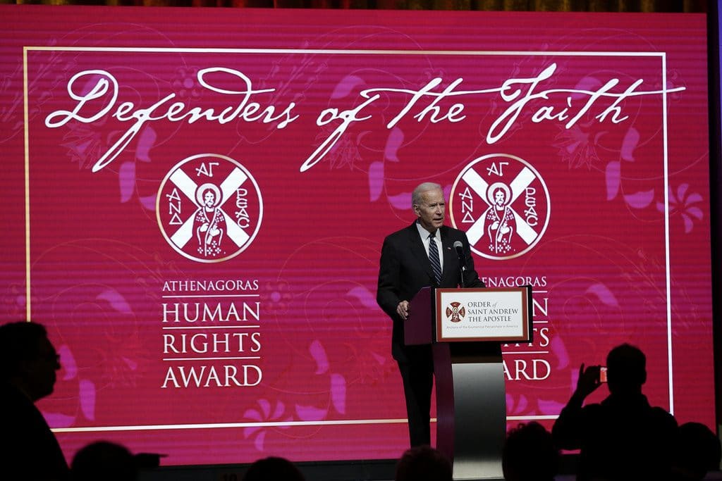 L’ancien vice-président américain Joe Biden s’est exprimé lors du rassemblement des Archontes à New York