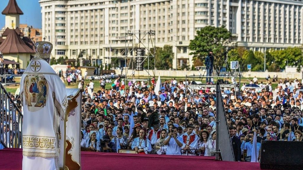 À l’invitation du patriarche Daniel, les jeunes Roumains de la diaspora assisteront à la consécration de la cathédrale nationale de Bucarest