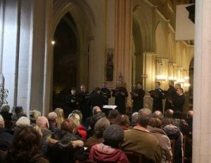 A Quimper, les chants de la sainte Russie attirent le public A Quimper, les chants de la sainte Russie attirent le public