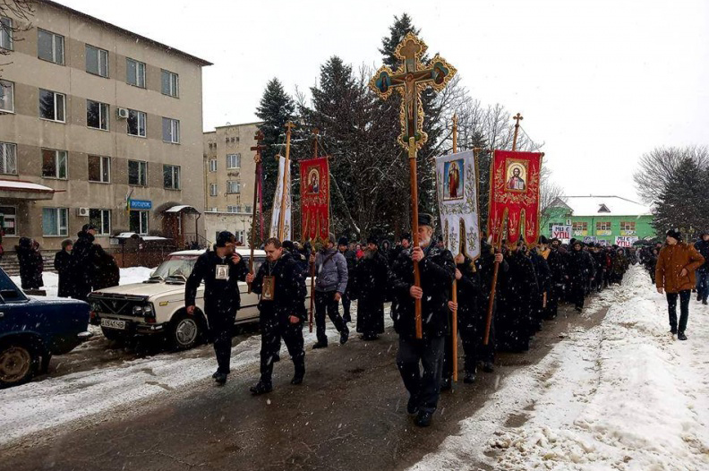 A procession to protest against churches belonging to the Ukrainian Orthodox Church being seized